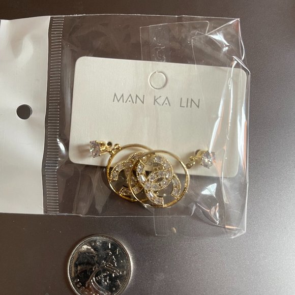 Lululemon Ta Ta Tamer Bra 30-32A? - Picture 8 of 9